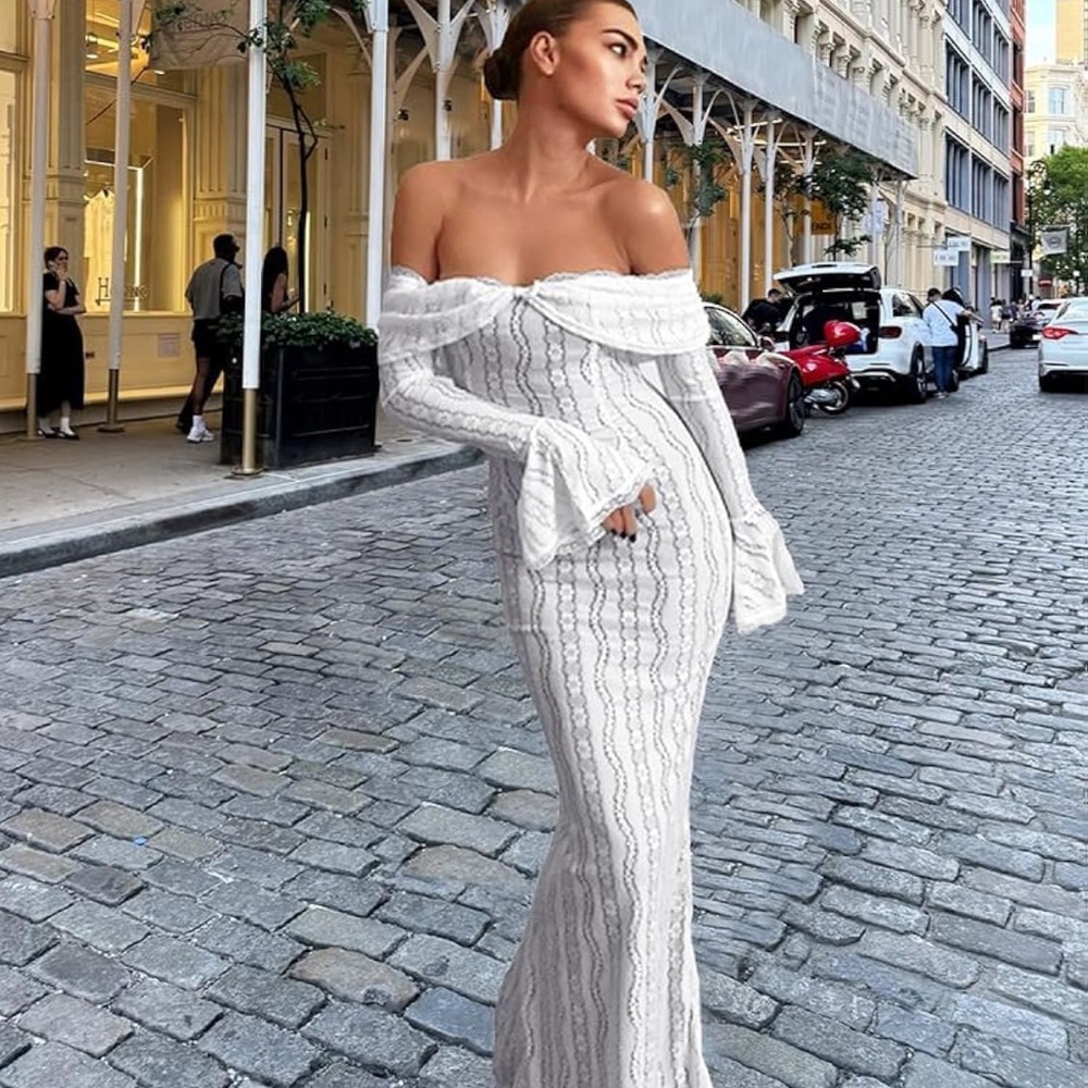 *NWT* Off-Shoulder White Lace Dress ✨VIRAL TIKTOK DRESS✨